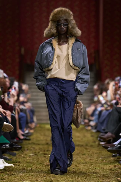 Look 41